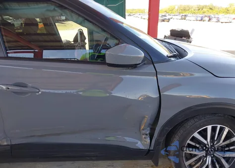 2023 Nissan Kicks Sv Xtronic Cvt z USA, uszkodzony, nr VIN 3N1CP5CV5PL509143